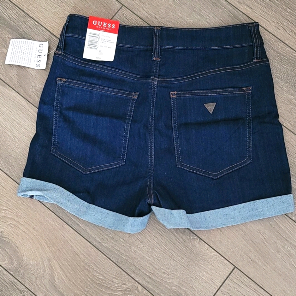 Guess Shorts - Picture 2 of 2